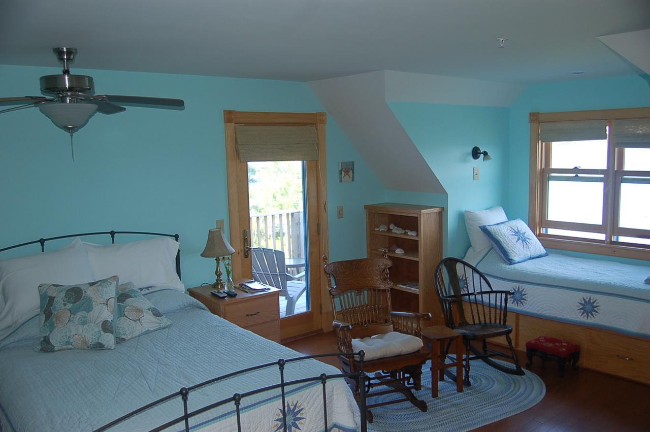 Wave Walker Bed And Breakfast Surry ภายนอก รูปภาพ